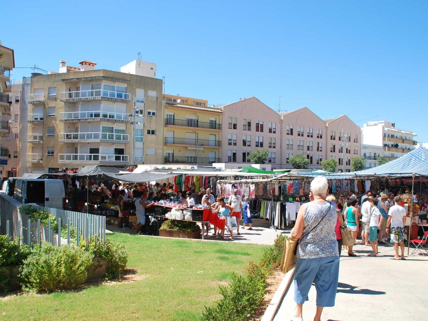 Joya Moderna en Jávea - 2 Hab, Piscina, Garaje y Terraza