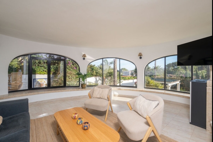 Exclusivo retiro en Jávea: Oasis Privado y piscina