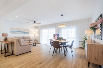 Joya en el Puerto de Jávea: Moderno 2 Dorm. a pasos de la Playa