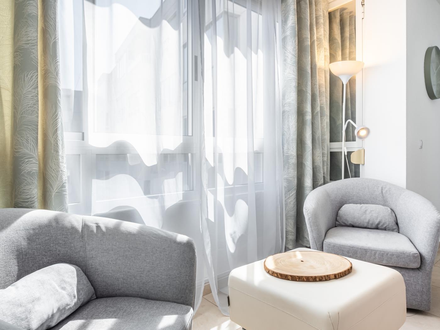 Moderno Gran Alacant: 4Dormitorios, Piscina, Garaje y Espacioso