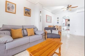 Apartamento en Villajoyosa: Terraza y vistas al mar