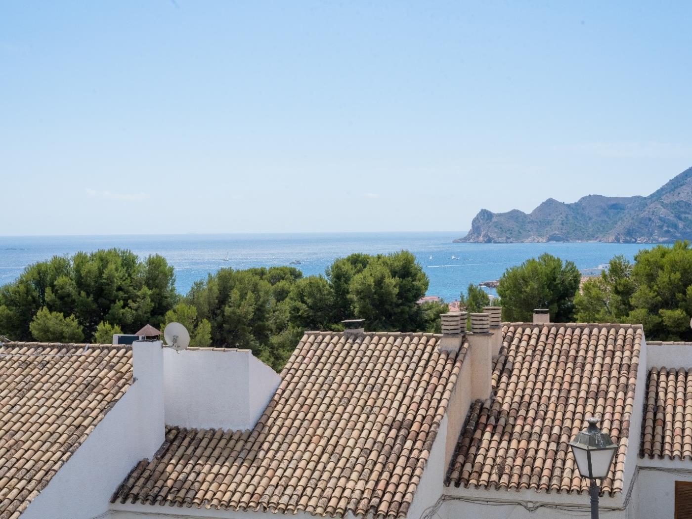 Dúplex Piteres Altea · Terraza y Vistas al Mar
