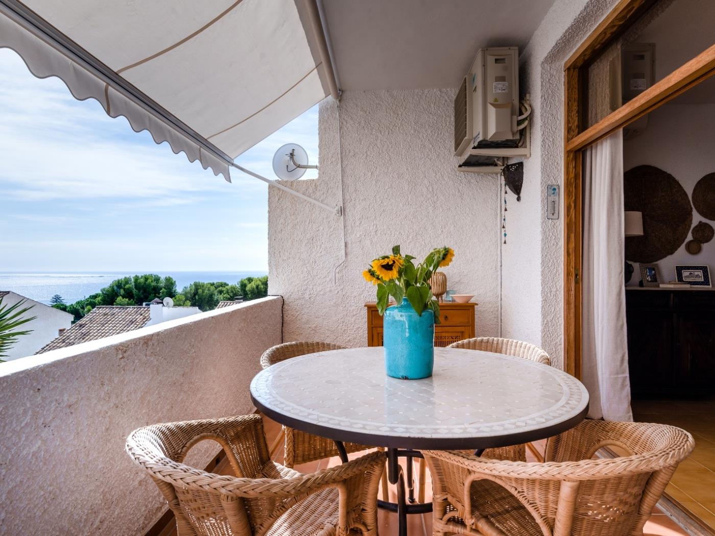 Dúplex Piteres Altea · Terraza y Vistas al Mar