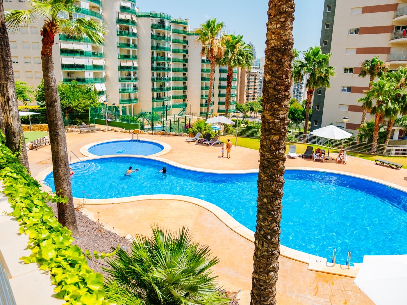 Finestrat Hills Retreat · Piscina y Gimnasio